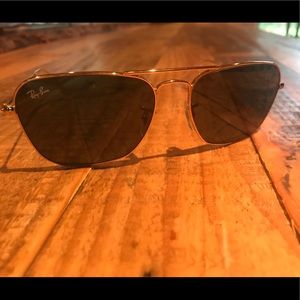 Ladies Ray Ban Sunglasses RB3136 Aviator